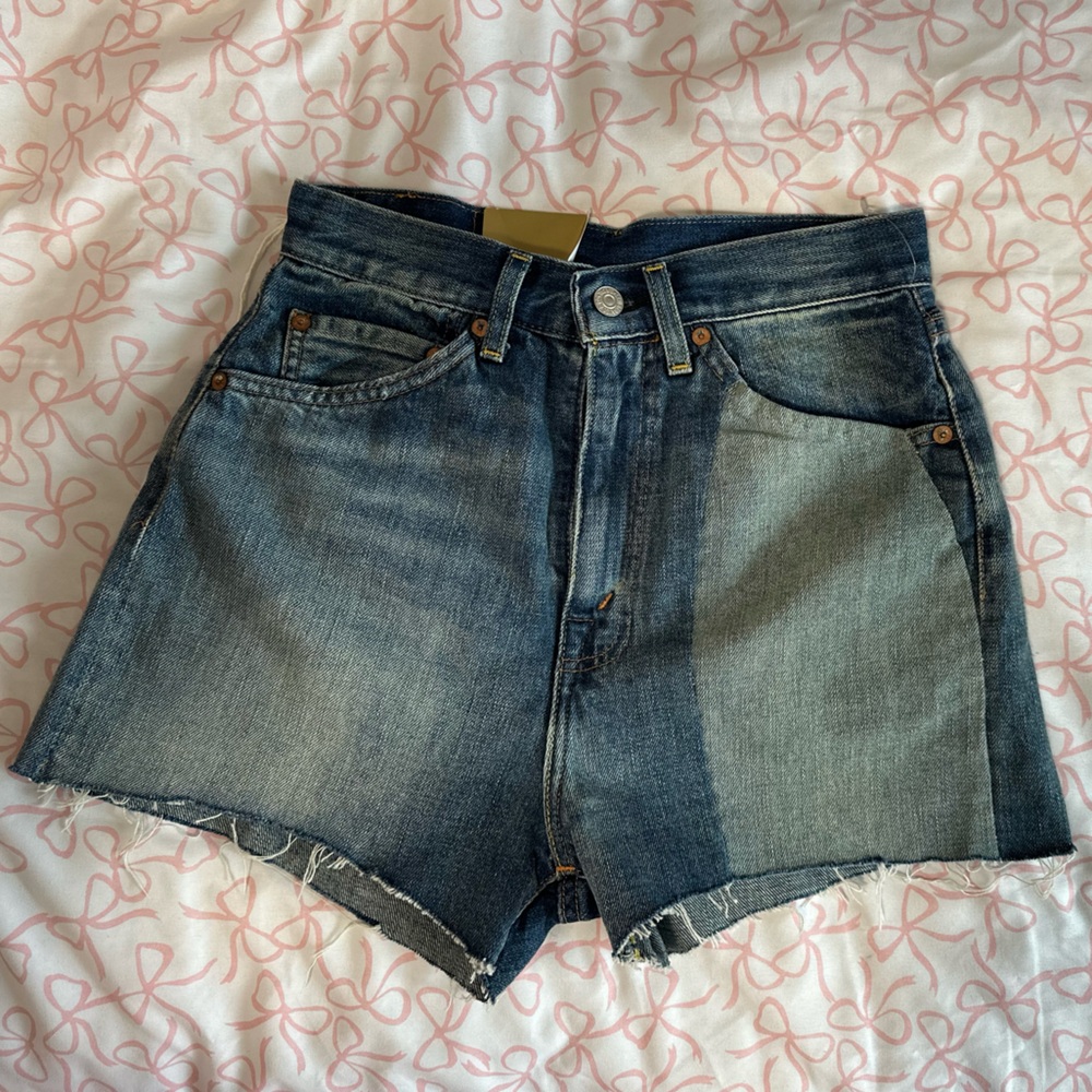 Levi’s denim two toned shorts